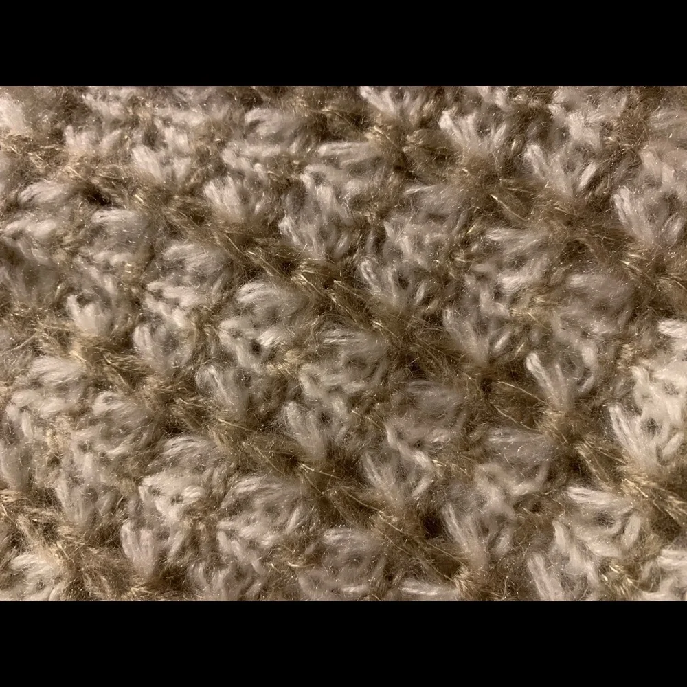 NY&Co. knit 2 tone circle scarf